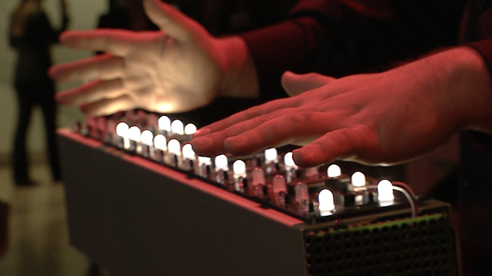 LED-theremin-4k